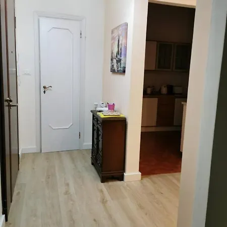 Apartment Sunny House *
